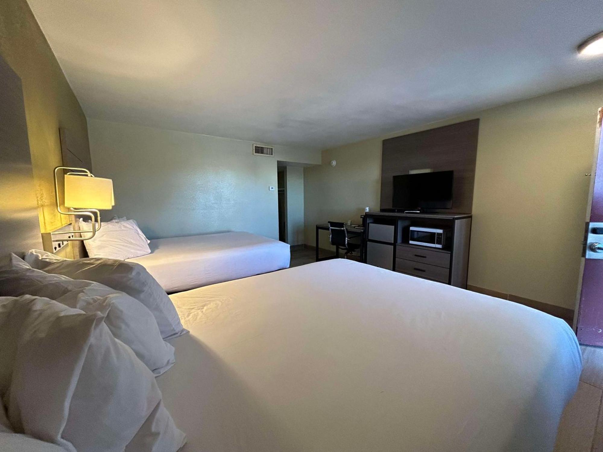 Surestay By Best Western Chambers Petrified Forest Экстерьер фото