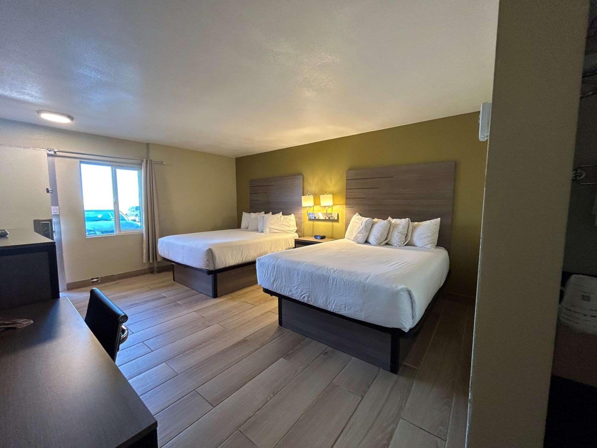Surestay By Best Western Chambers Petrified Forest Экстерьер фото